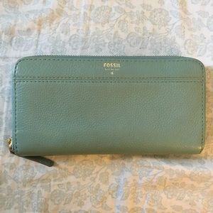 Fossil wallet